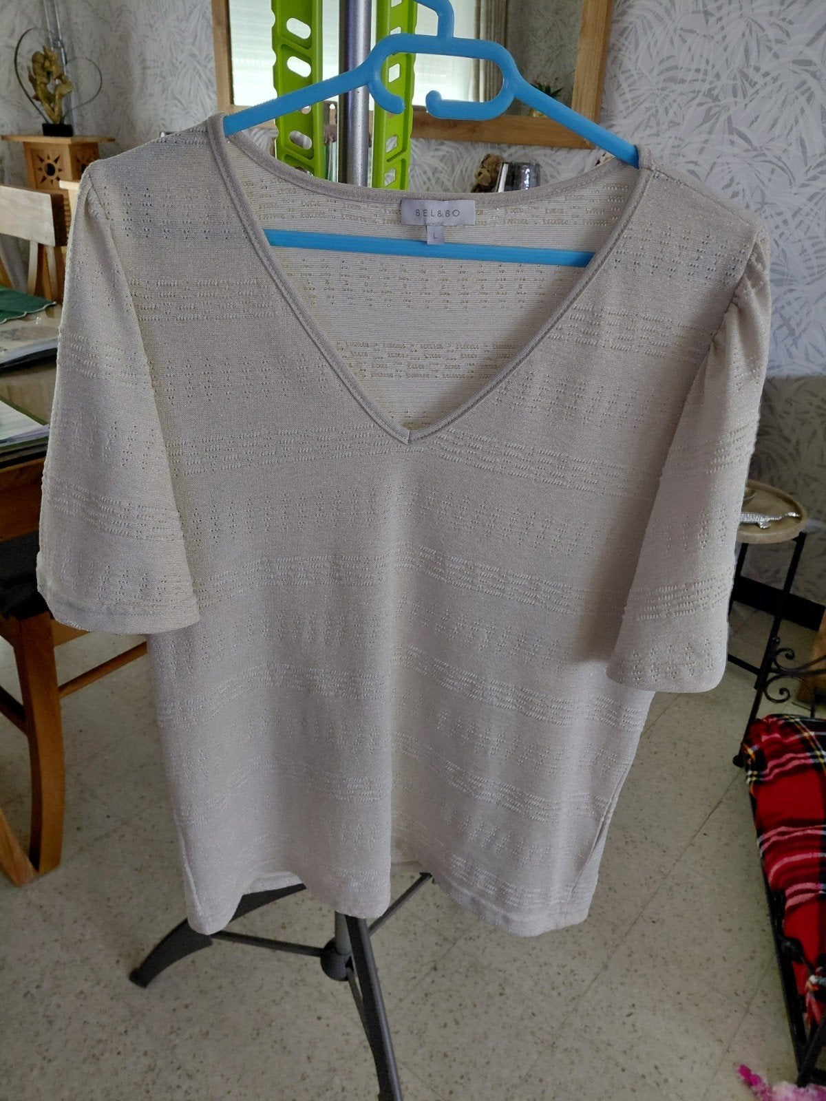 T shirts, Vêtements | Femmes, T-shirts, Enlèvement