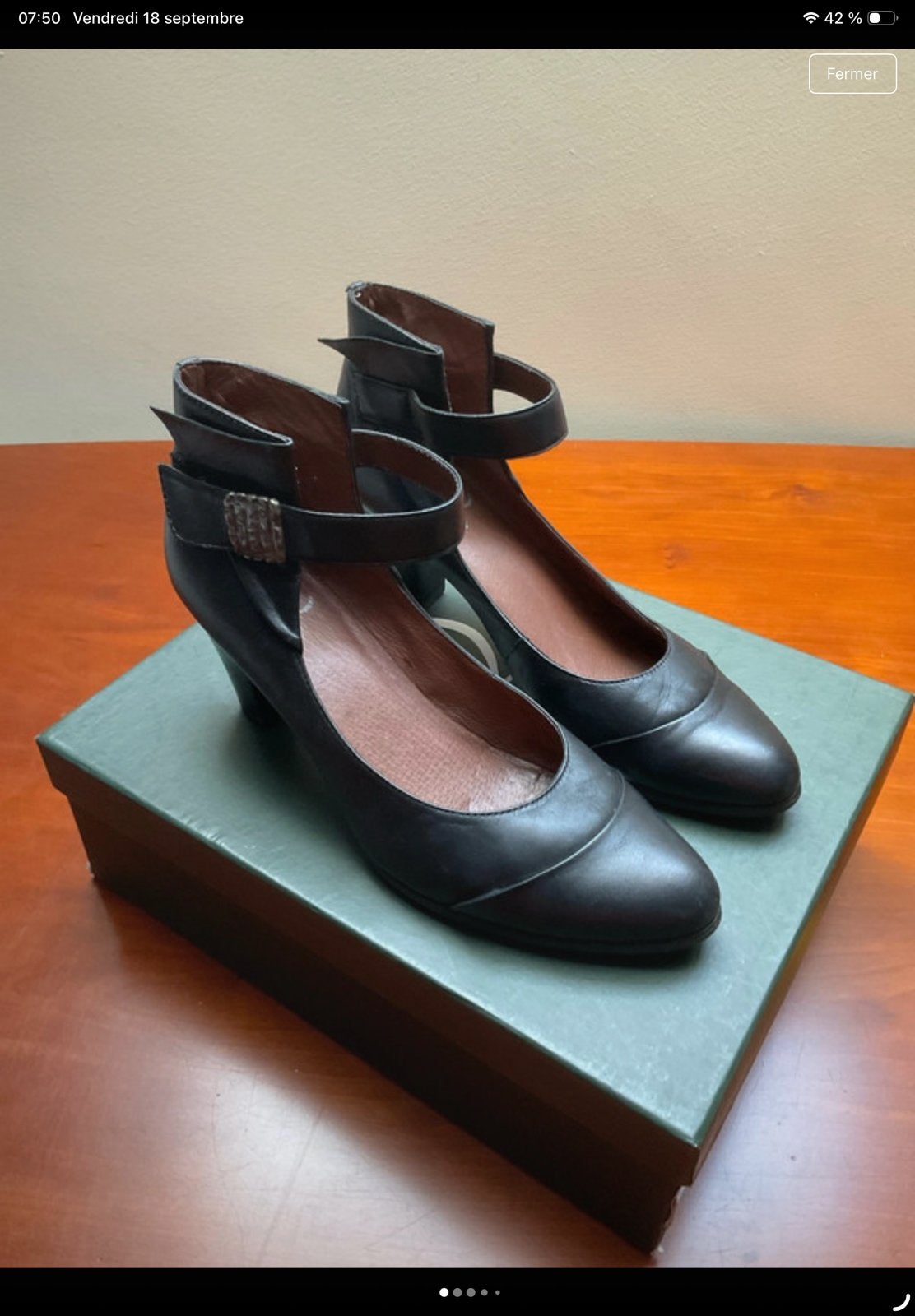 Chaussures à talon noires karston 39, Enlèvement ou Envoi, Comme neuf