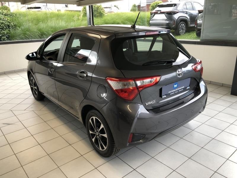 Toyota Yaris Young, Autos, Argent ou Gris, Achat, 998 cm³, Euro 6