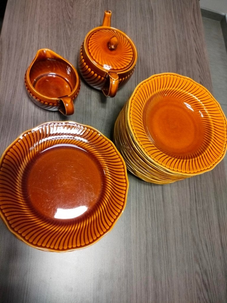 assiettes vintage, Enlèvement