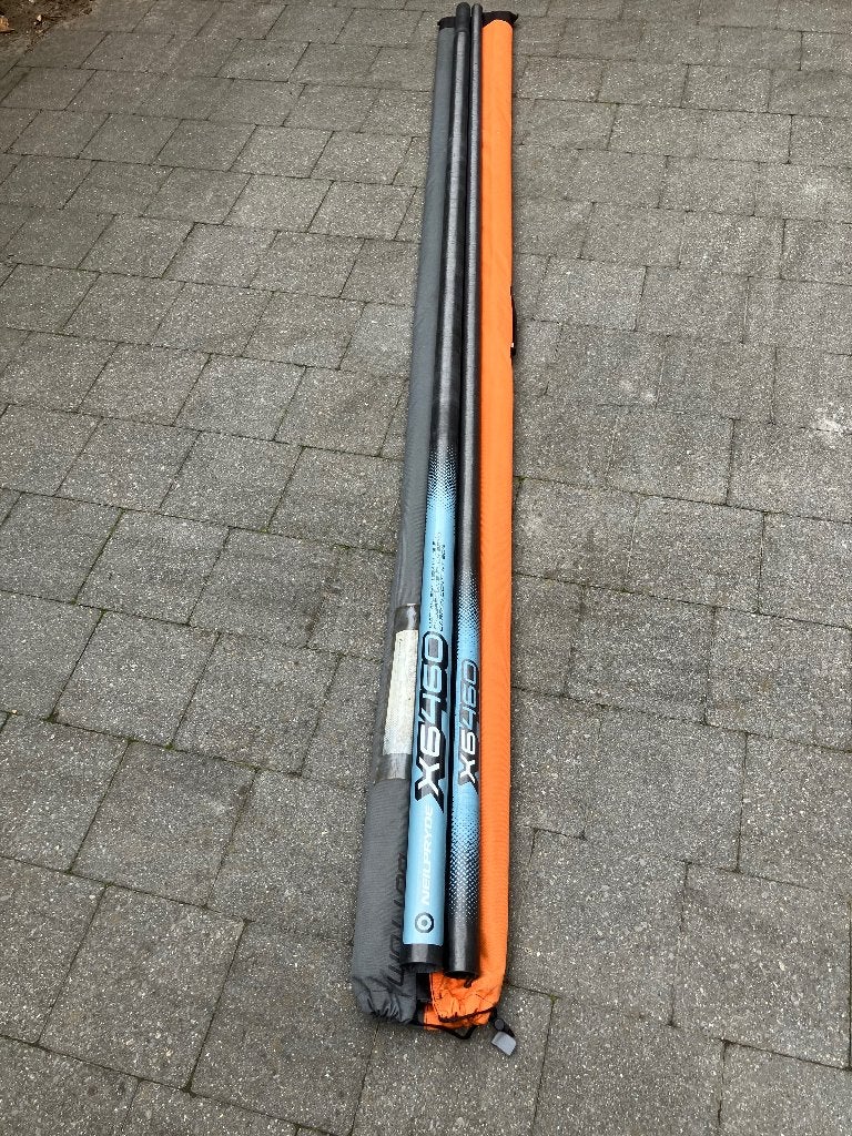 NP Mast 460 - 80% carbon - nieuwstaat, Ophalen, Met mast, Mast, Zo goed als nieuw