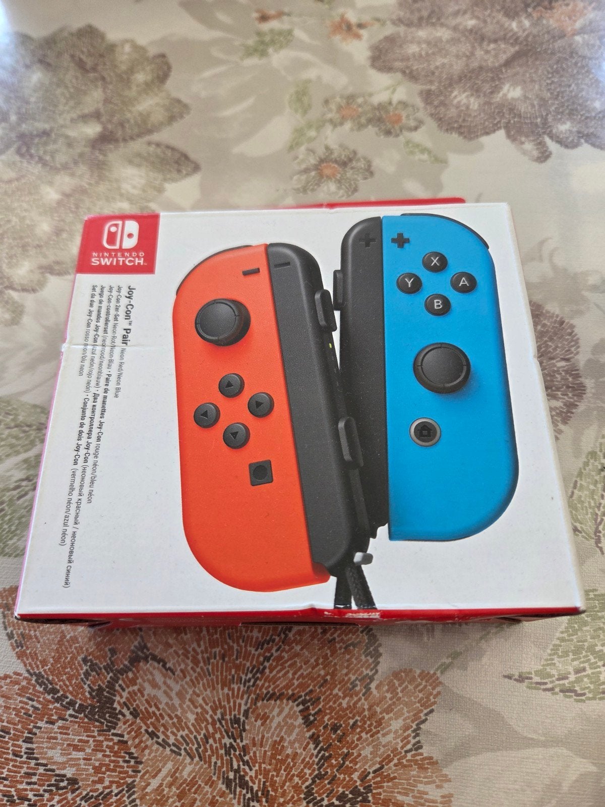 Joycons officiels Nintendo Switch, Switch