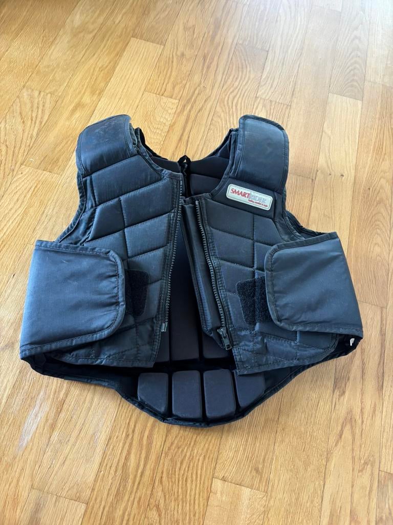 Smart rider body protector maat s, Dieren en Toebehoren, Ophalen of Verzenden, Zo goed als nieuw