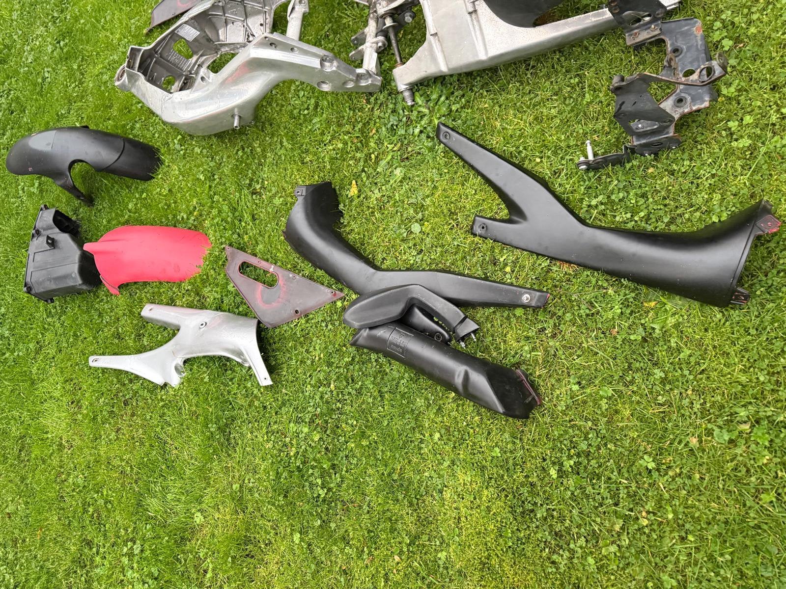 Cadre Aprilia RS 125 avec papiers et housses, Enlèvement ou Envoi