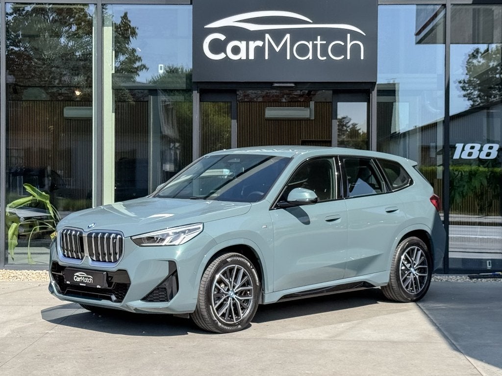 BMW IX1 xDrive30 M Sport - CC | CAMERA | ALCANTARA, Automaat, Testrit aan huis, 230 kW, Euro 6