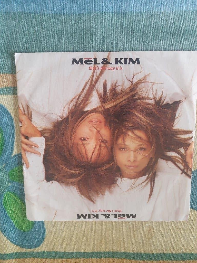 S - Mel & Kim ‎– That's The Way It Is - 1988, CD & DVD, Enlèvement ou Envoi, 7 inch, Comme neuf, Autres genres