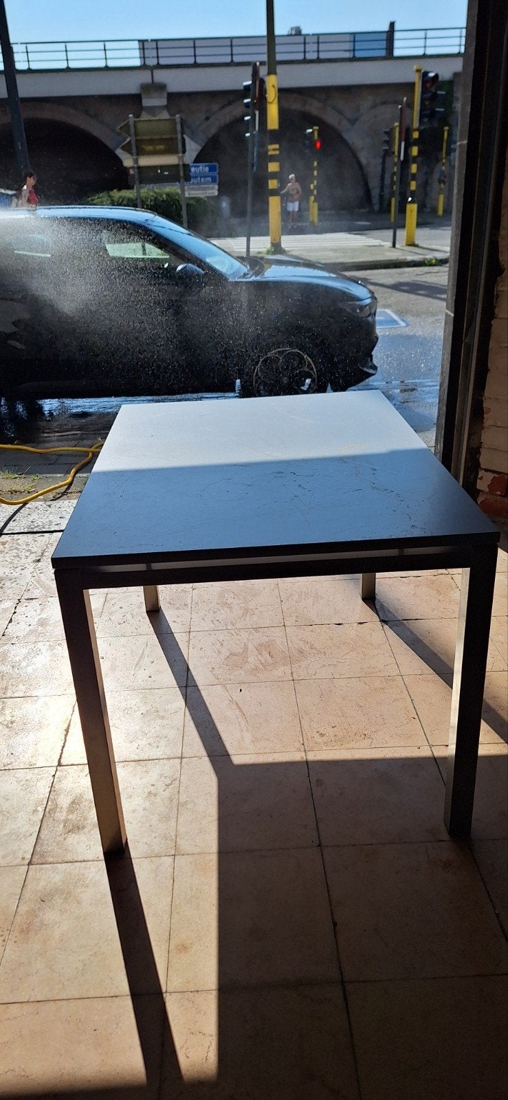 Table plus 4 chaises, Jardin & Terrasse, Tables de jardin, Enlèvement