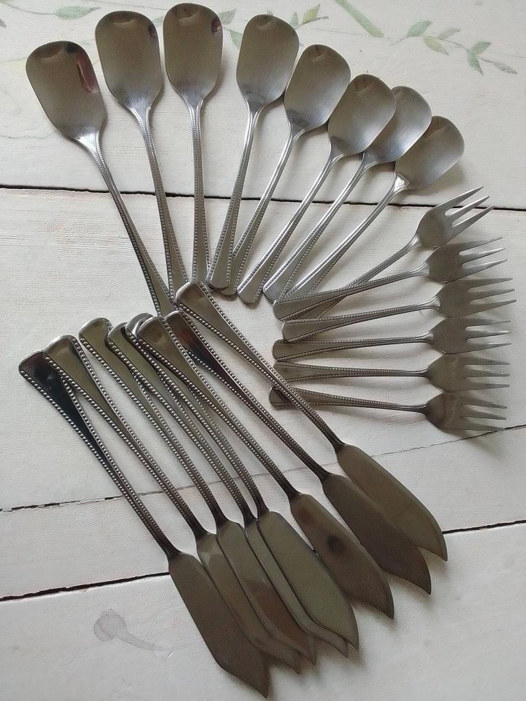 lot 22 couverts inox 18/10 Magefesa décor perlé, Enlèvement ou Envoi, Comme neuf