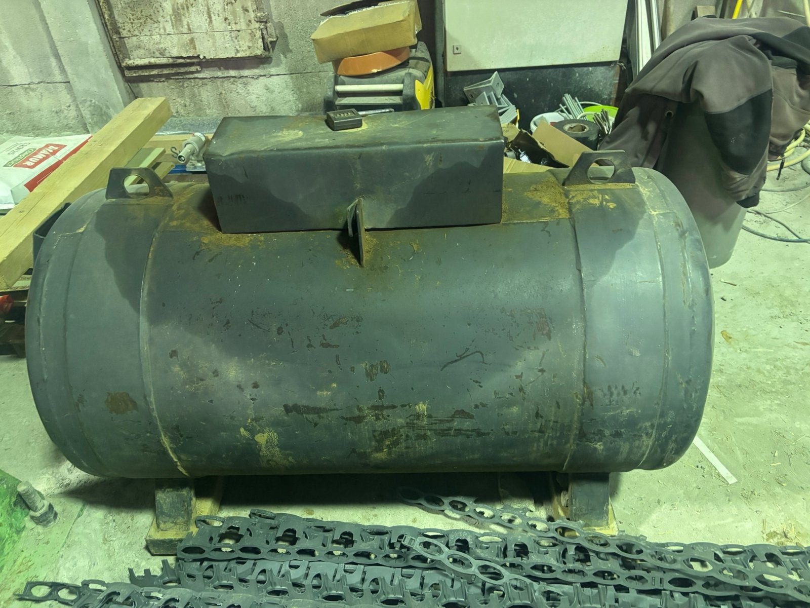 Mazouttank, Ophalen