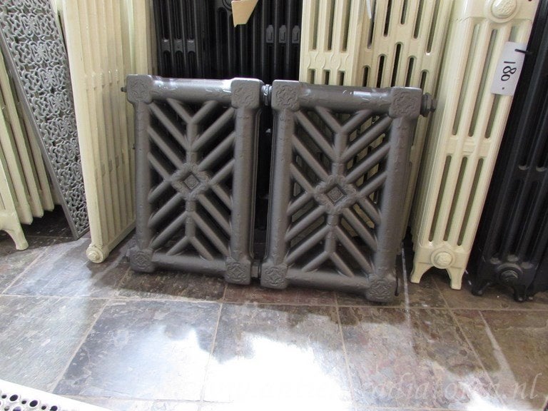 Chauffages en fonte, 500 à 800 watts, Enlèvement, Utilisé, 80 cm ou plus