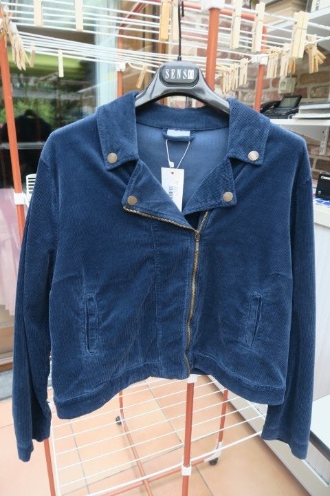 Cropped jasje nieuw geribd blauw Senso mt 46, Neuf, Taille 46/48 (XL) ou plus grande, Enlèvement ou Envoi, Senso