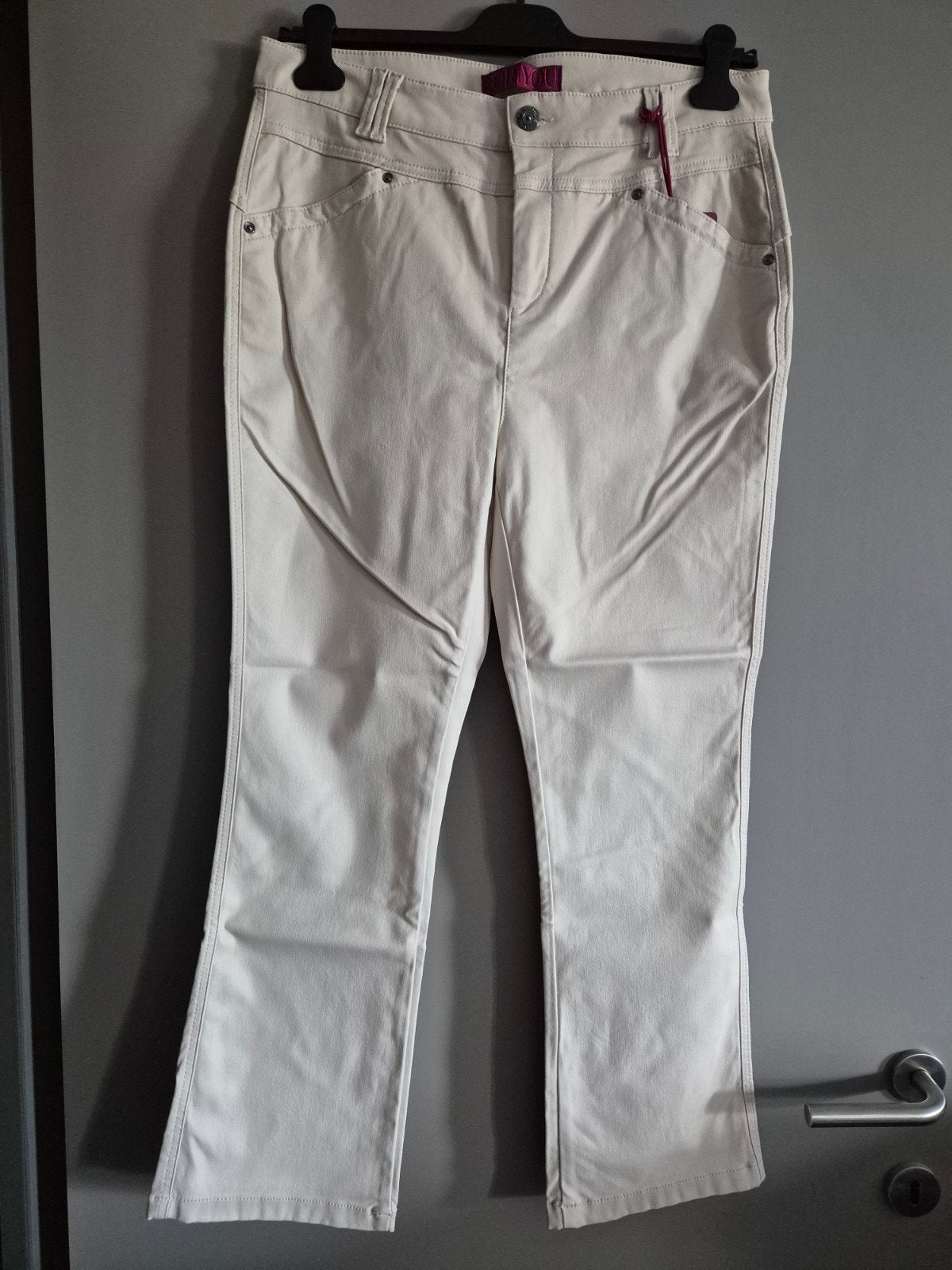 Nieuwe coated jeans van Street One maat 44, Beige, Nieuw, Ophalen of Verzenden, Maat 42/44 (L)