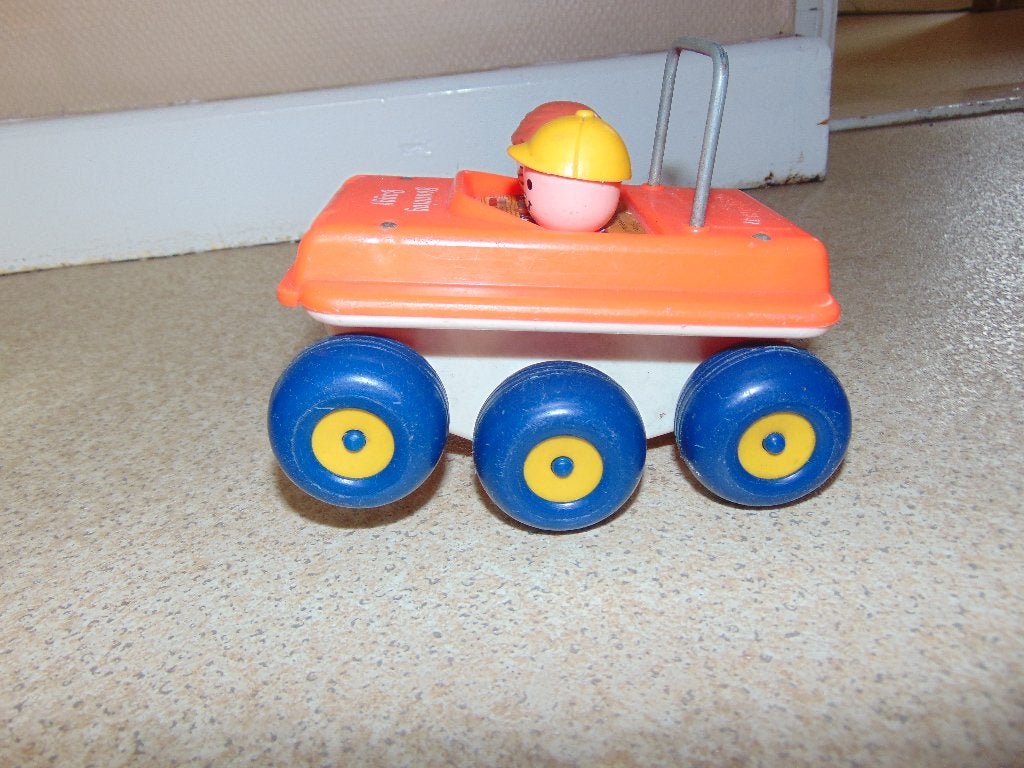 Fisher Price bouncing buggy 1973, Enfants & Bébés, Jouets | Fisher-Price, Enlèvement ou Envoi, Utilisé, Voiture ou Véhicule