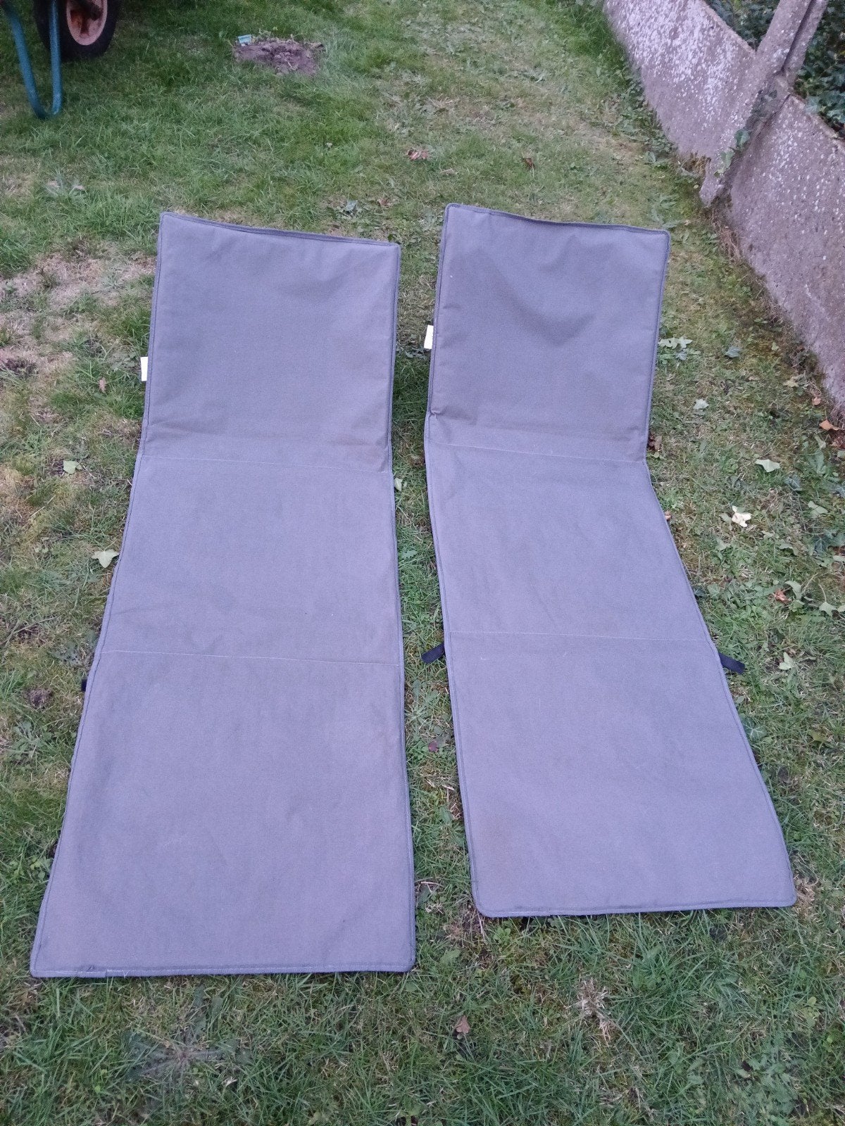 Verstelbare en inklapbare strandmat, 2 stuks. L 152 x B 51 c, Caravans en Kamperen, Ophalen, Zo goed als nieuw
