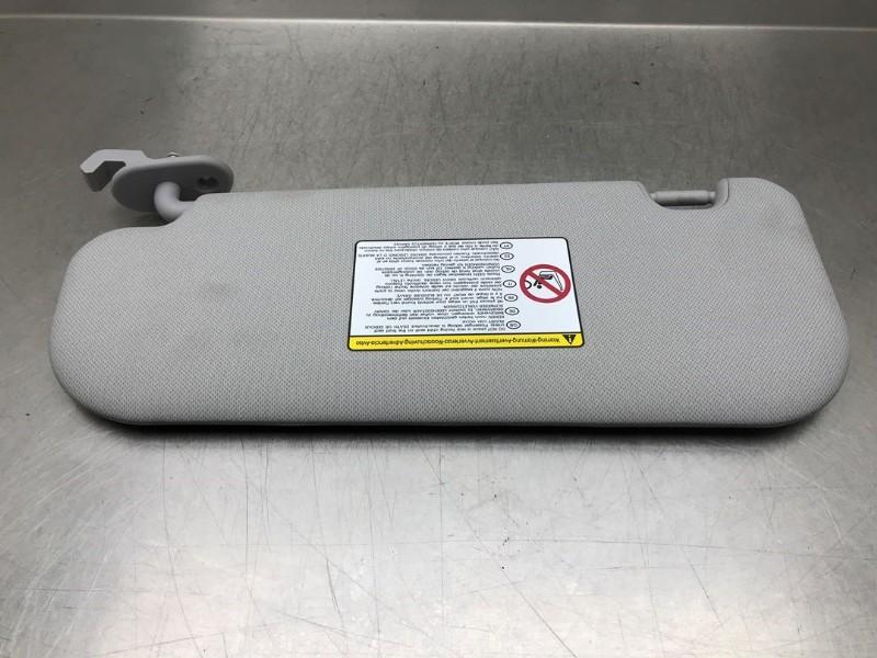 PARE-SOLEIL Hyundai i30 (GDHB5) (01-2011/12-2016), Dhr. M. Roggen, Stadsweg 37 37
9917 PV  WIRDUM GR., NL, Hyundai, Utilisé