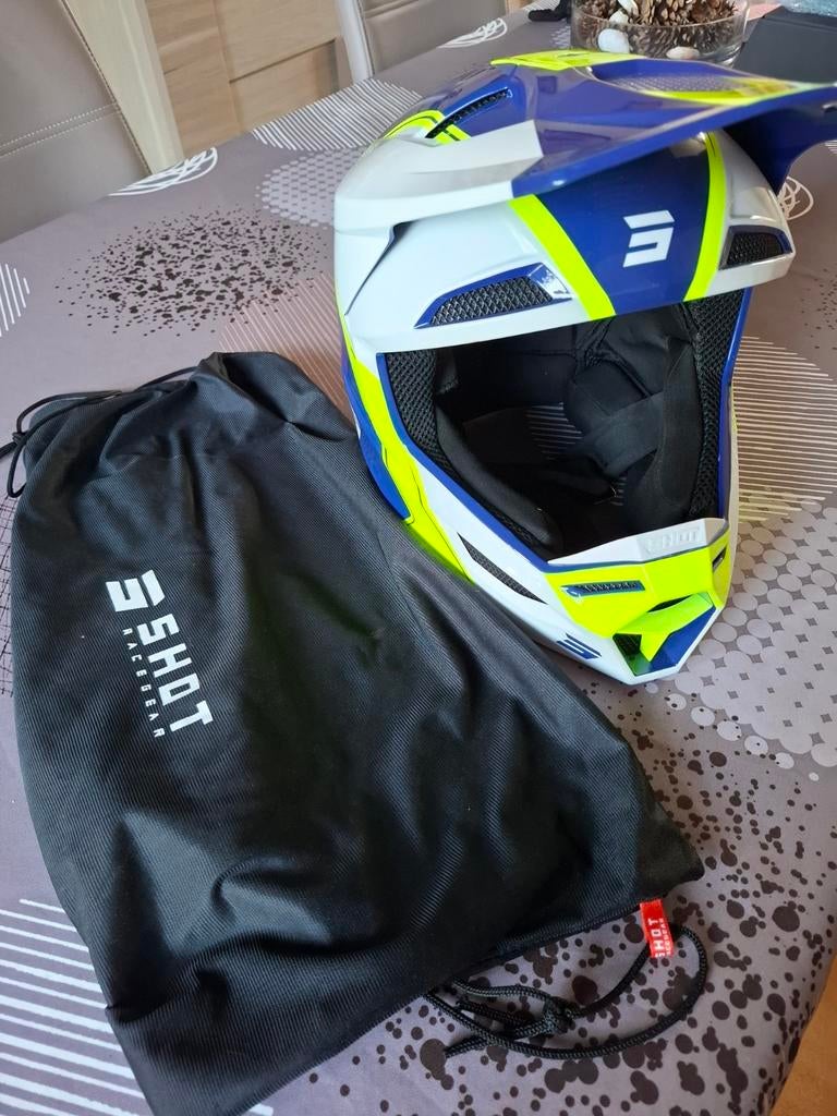 Casque intégral moto. État impeccable., Motos, Vêtements | Casques de moto, Enlèvement, M