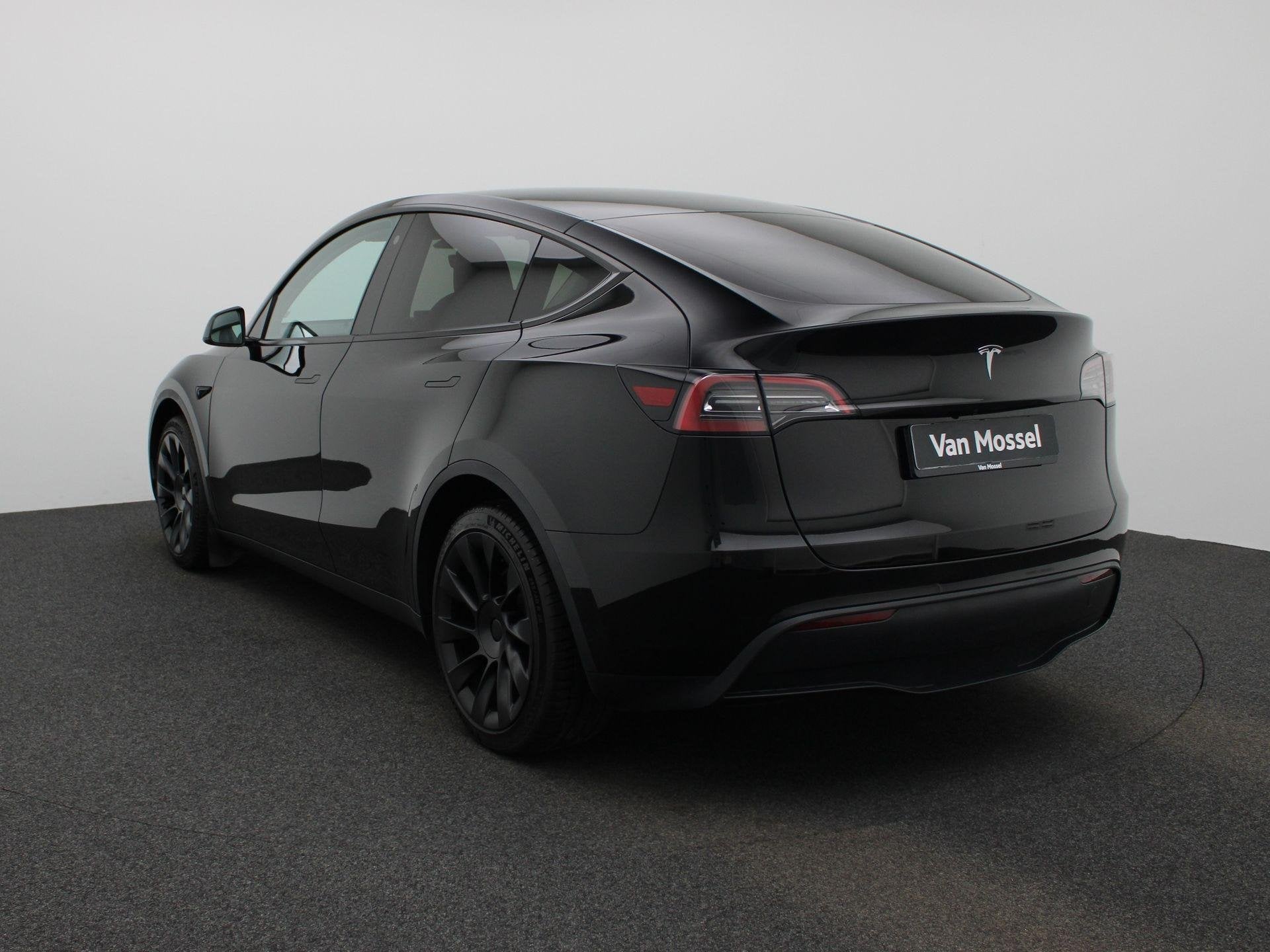 TESLA Model Y RWD AUTOPILOT | FULL SELF DRIVING | PANO | LED, Automaat, Zwart, 5 zetels, 5 deurs