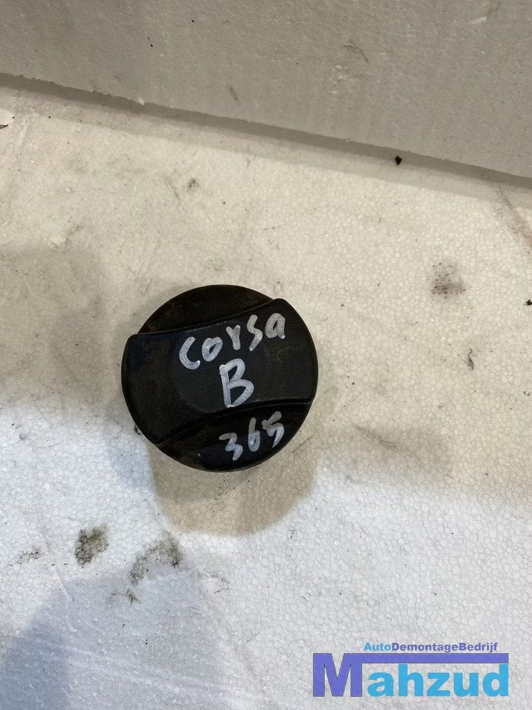 OPEL CORSA B Tankdop 1994-1999, Auto-onderdelen, Brandstofsystemen, Opel, Gebruikt