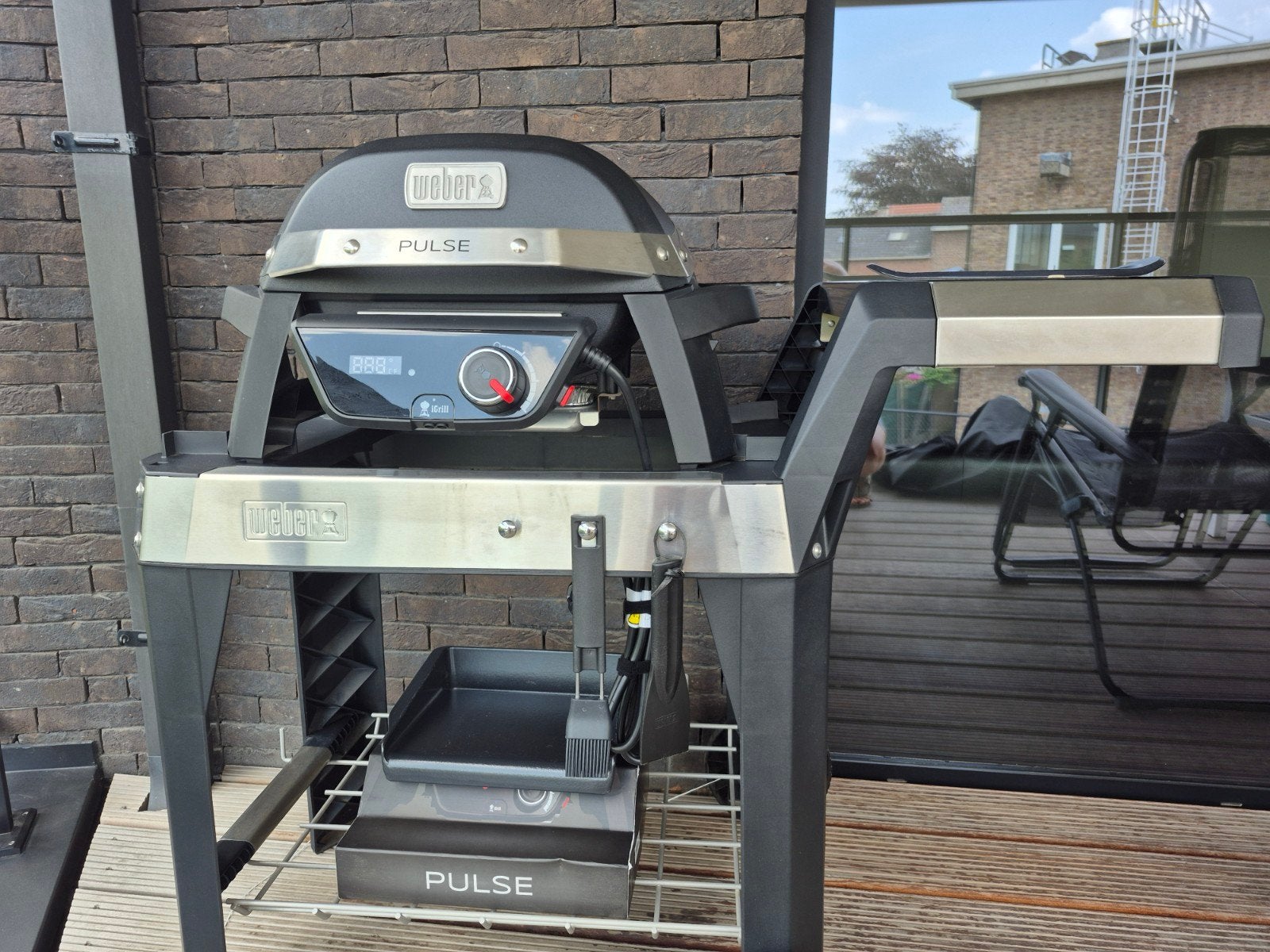 Weber elektrische barbecue, Tuin en Terras, Ophalen, Zo goed als nieuw, Weber, Met accessoires