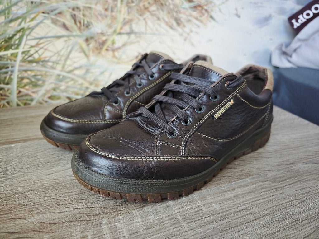 Mephisto taille 44 (10 EUR/10,5 USD), Enlèvement ou Envoi, Chaussures à lacets, Comme neuf, Brun