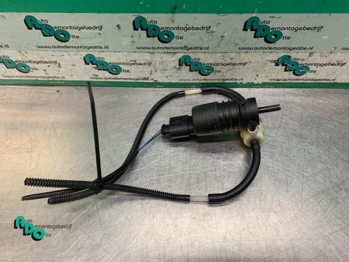 Pompe lave-glace avant d'un Audi A4 (A4 01-), -, 3 mois de garantie, Audi, Utilisé