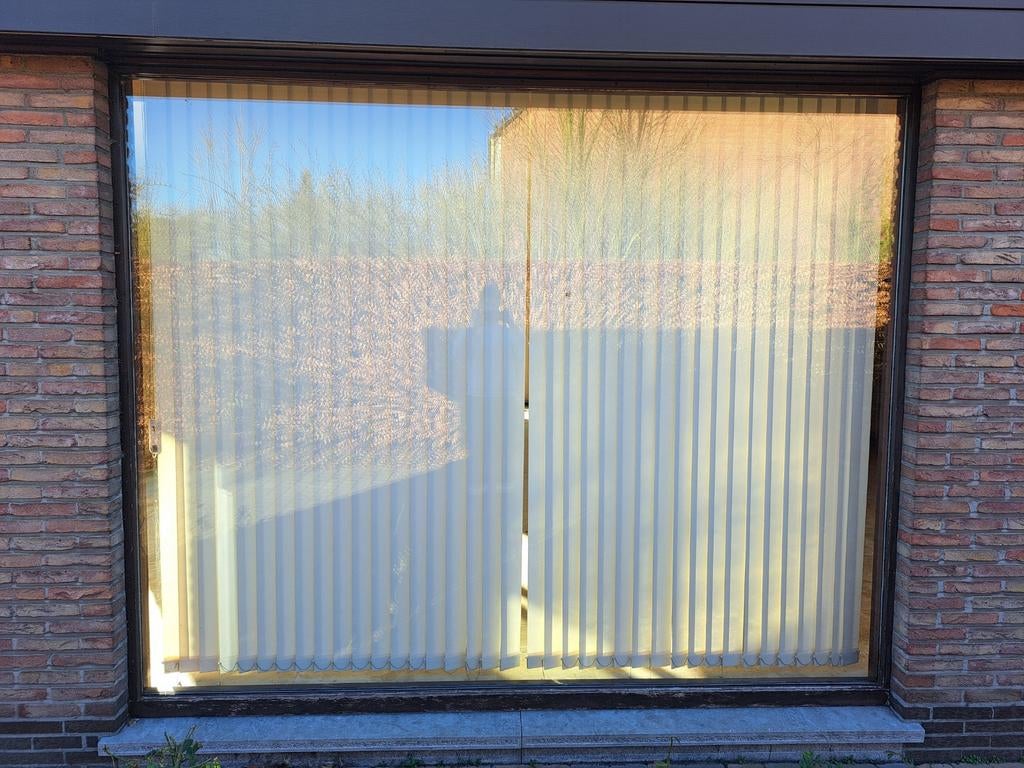 Fenêtres diverses en PVC et en bois, Double vitrage, 160 cm ou plus, Fenêtre de façade ou Vitre, Enlèvement