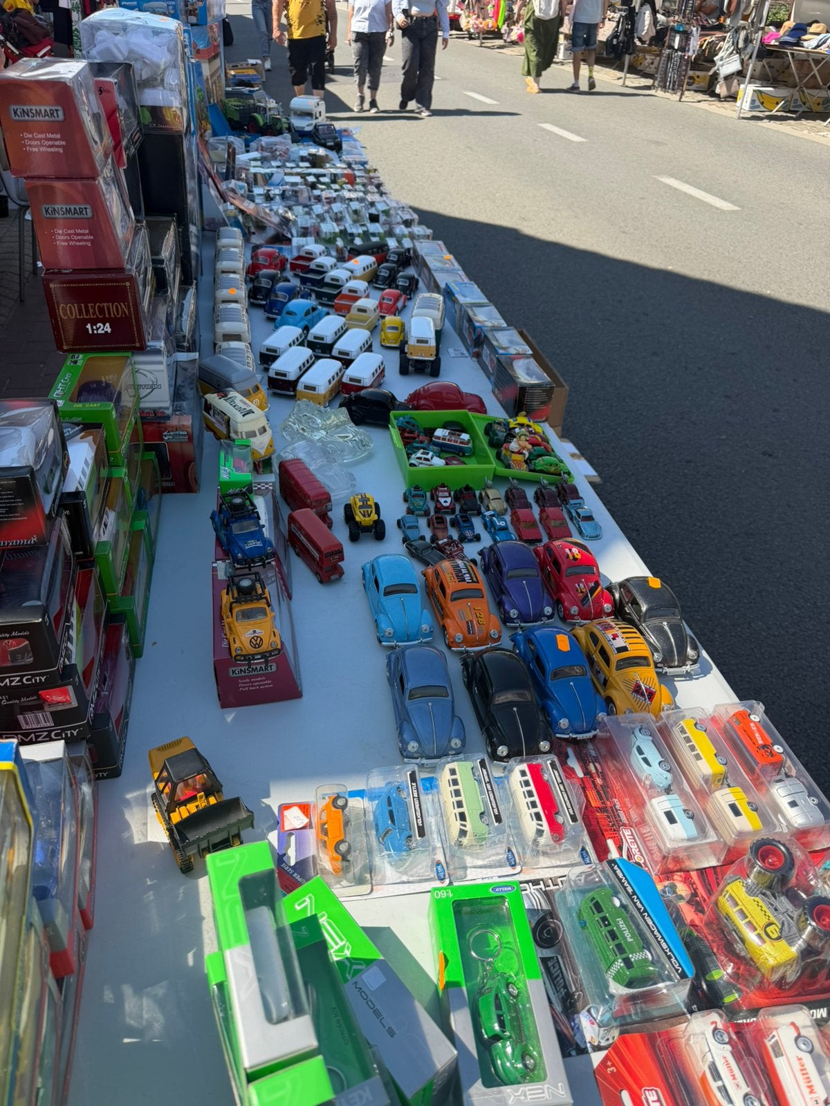 Rommelmarkt Dudzele, Ophalen, Zo goed als nieuw