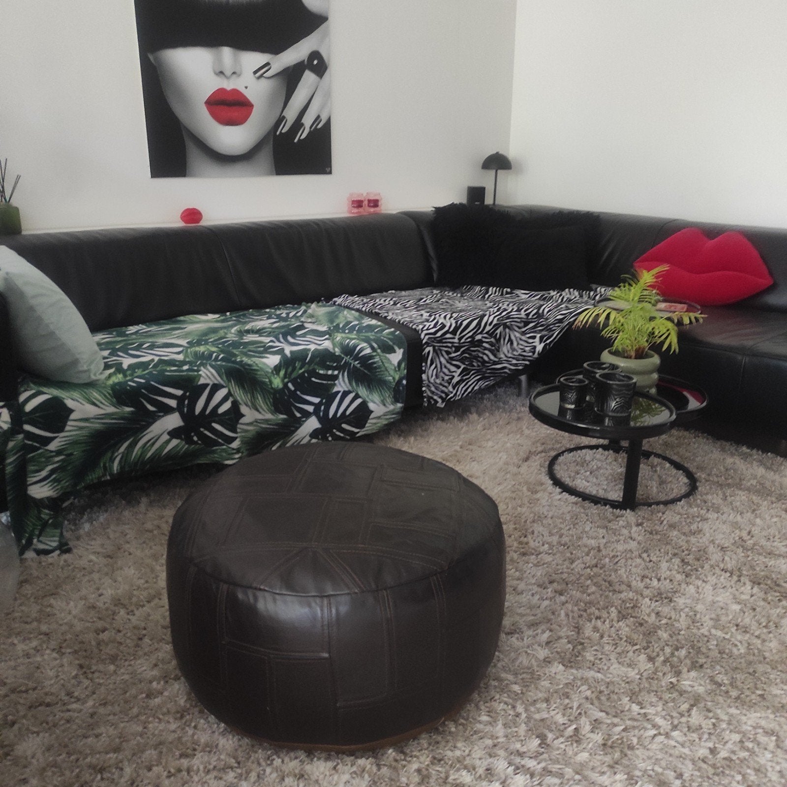 Lederen vintage poef, Huis en Inrichting, Ophalen, Leer, Zo goed als nieuw, Vintage