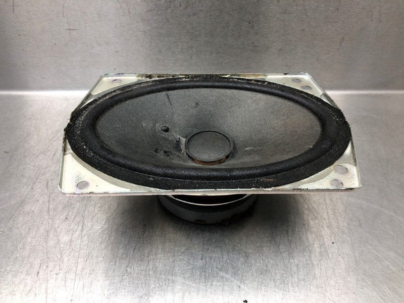 HAUT PARLEUR / ENCEINTE Daewoo / Chevrolet Spark, Daewoo, Dhr. M. Roggen, Stadsweg 37 37
9917 PV  WIRDUM GR., NL, Utilisé