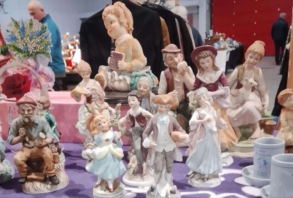 Partij beeldjes, Antiek en Kunst, Ophalen
