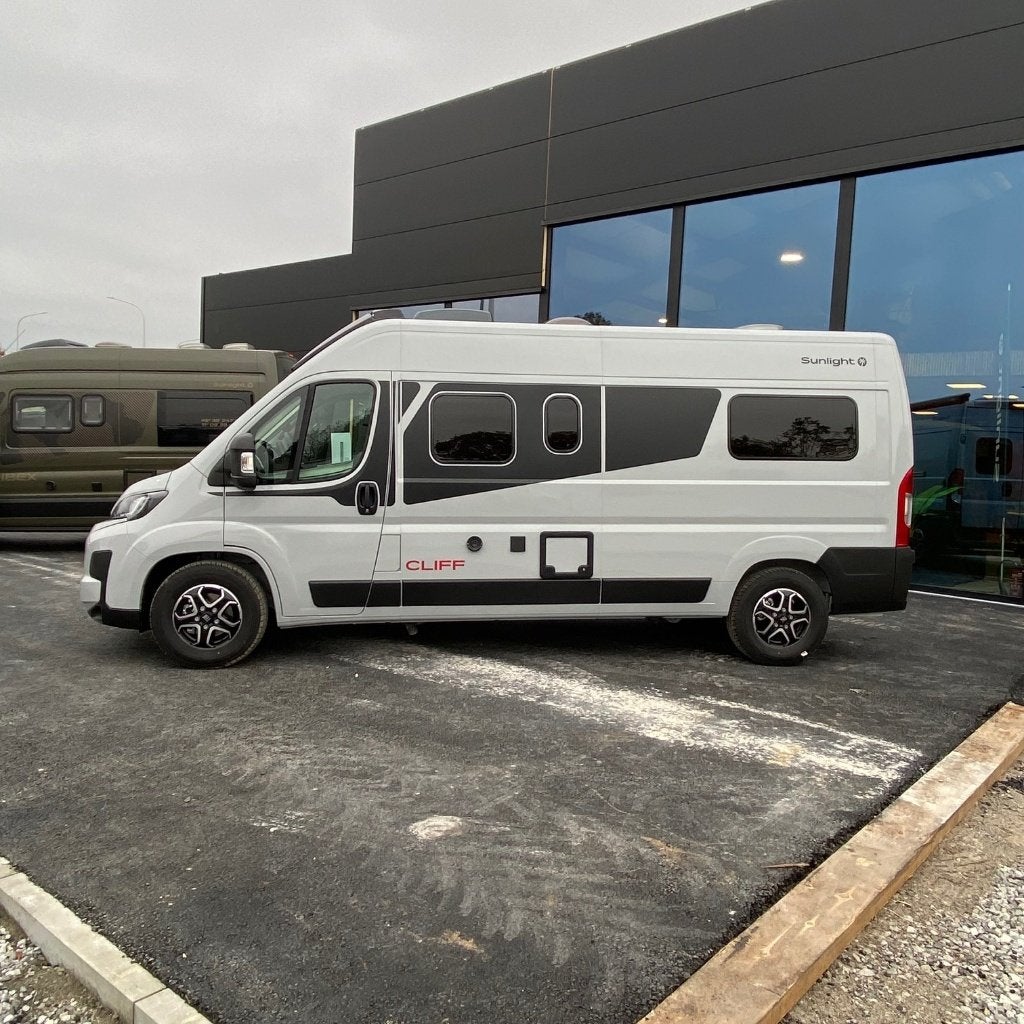 Sunlight CLIFF X 602 - BJMTech Loisirs, Automaat, Buscamper of Camperbus, Sunlight, Fiat