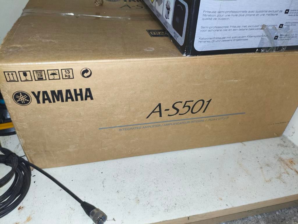 Amplificateur intégré Yamaha A-S501 Noir, Gebruikt, Yamaha, Ophalen of Verzenden, 120 watt of meer