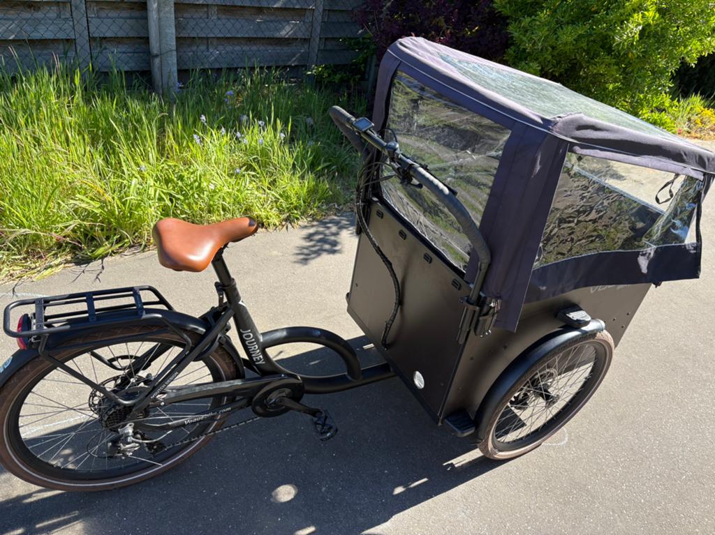 GOEDGEKEURDE Elektrische bakfiets vogue journey met huif., Ophalen of Verzenden, Zo goed als nieuw, 4 kinderen of meer, Huif