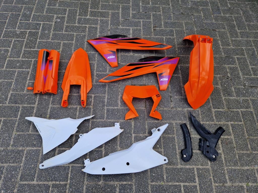 Ktm plasticset exc 2024, Motos, Pièces | Autre, Enlèvement ou Envoi
