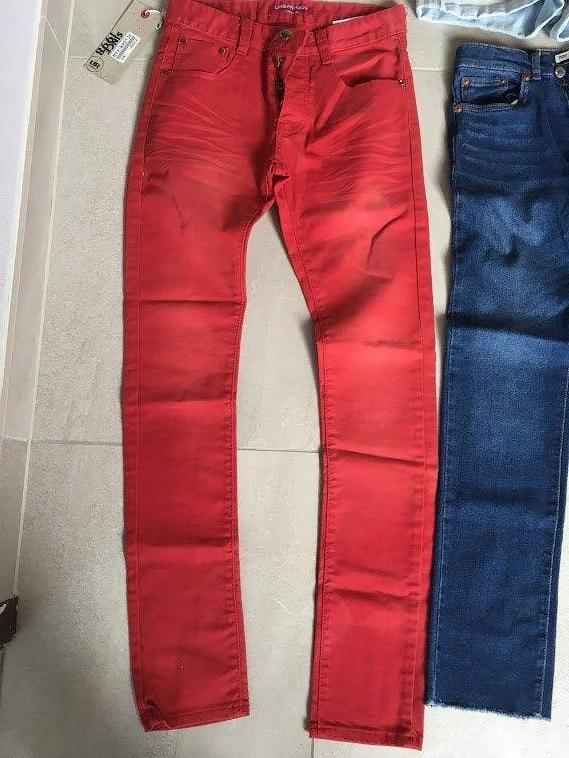 Rode broek Nieuw Mt 28 en Levi's jeansbroek Mt 164, Ophalen of Verzenden, Broek