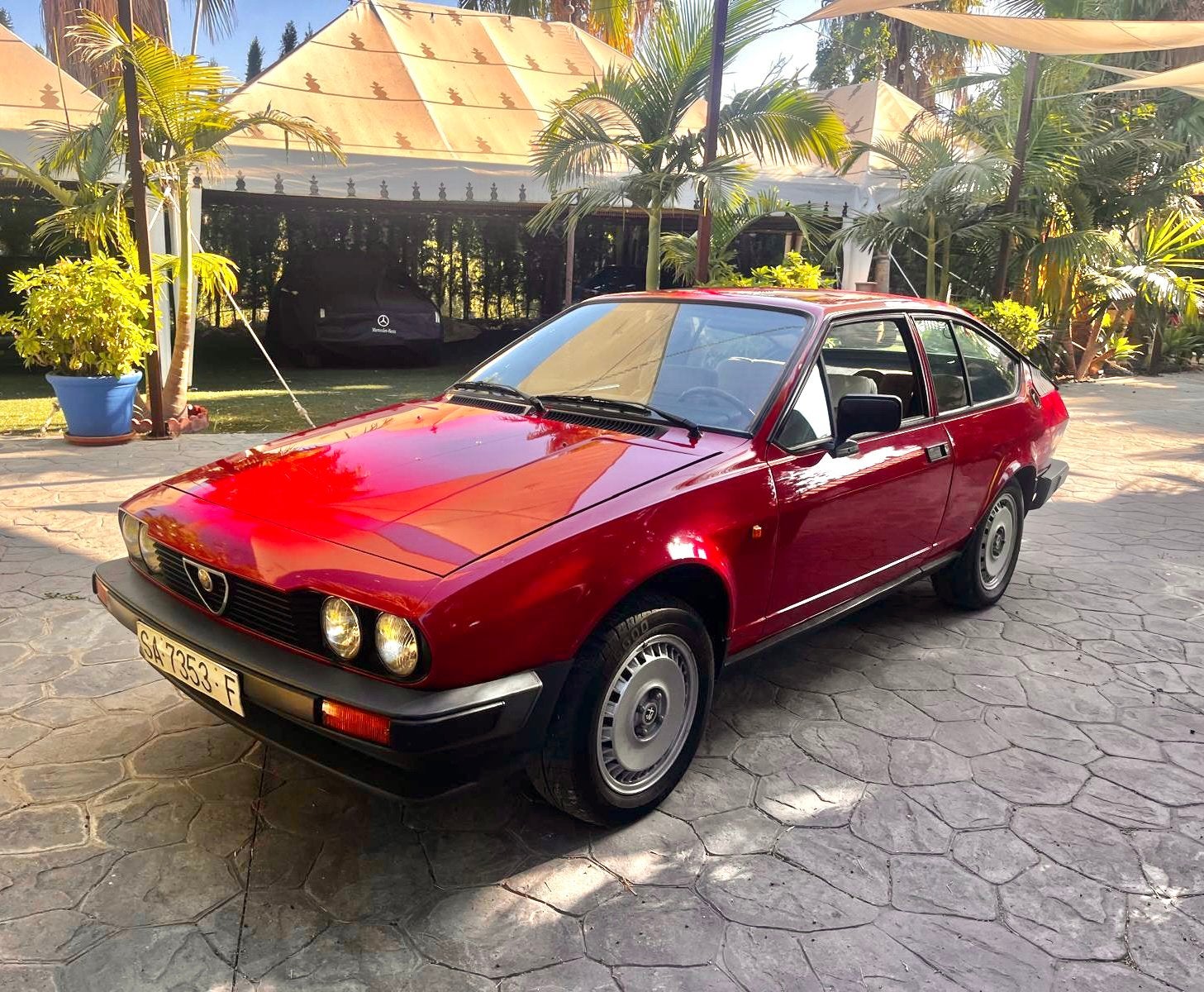 Alfa Romeo GTV 2.0 1982 100.750 km Unieke, roestvrije staat!, Autos, Alfa Romeo, Achat, 1962 cm³, Boîte manuelle, 5 portes