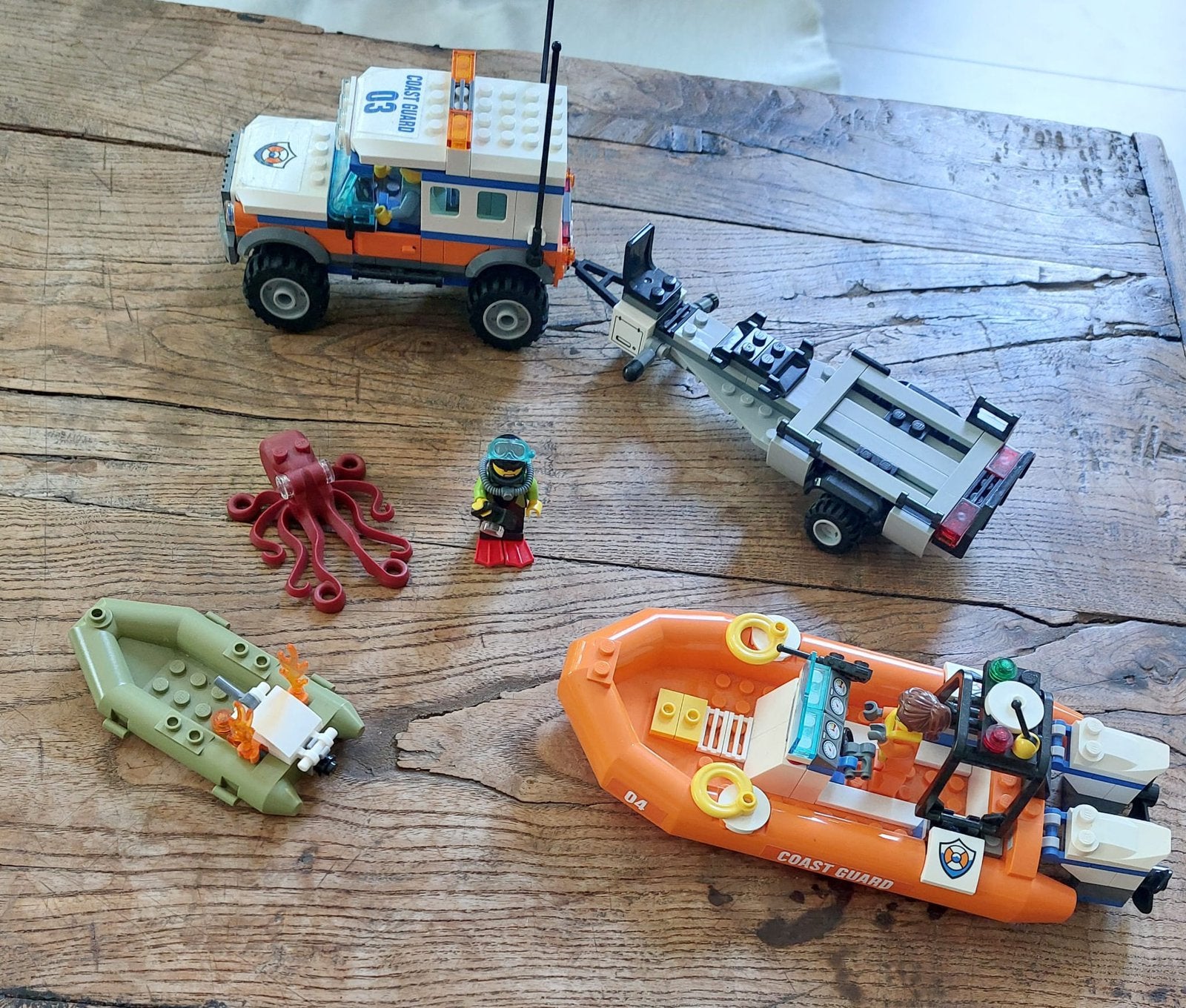 Lego city jeep met trailer en boot, Ophalen, Zo goed als nieuw