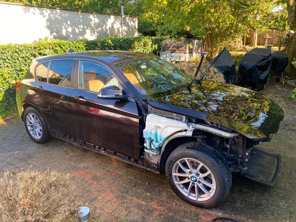 BMW 120i 2018 EXPORT/HANDEL/PROJECT, Autos, BMW, Cuir, Achat, Boîte manuelle, 5 portes