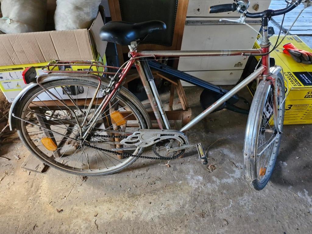 1 oude koersfiets en 1 oude herenfiets, Fietsen en Brommers, Gebruikt, Versnellingen, 49 tot 53 cm, Ophalen