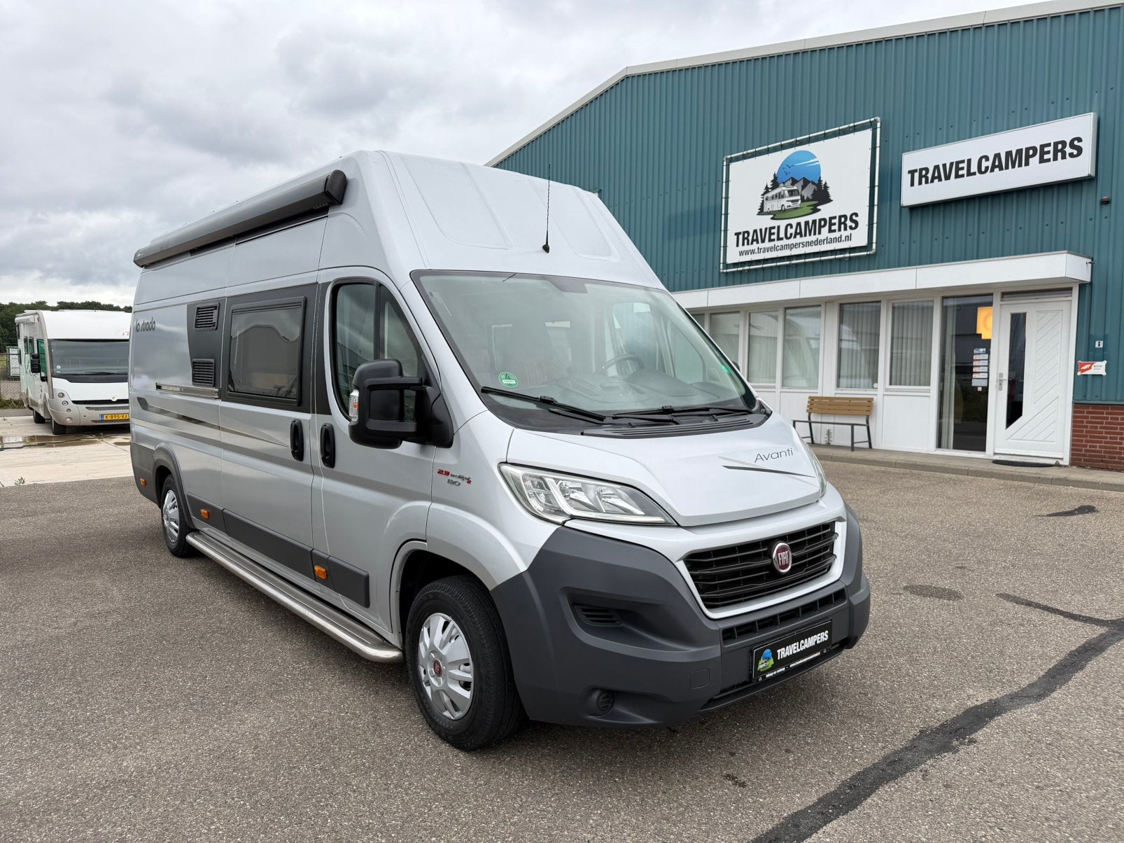La Strada Avanti E | PremiumCamper | Cruise Control | Airco, Caravanes & Camping, Camping-cars, Siège de train, 6 à 7 mètres, Fiat