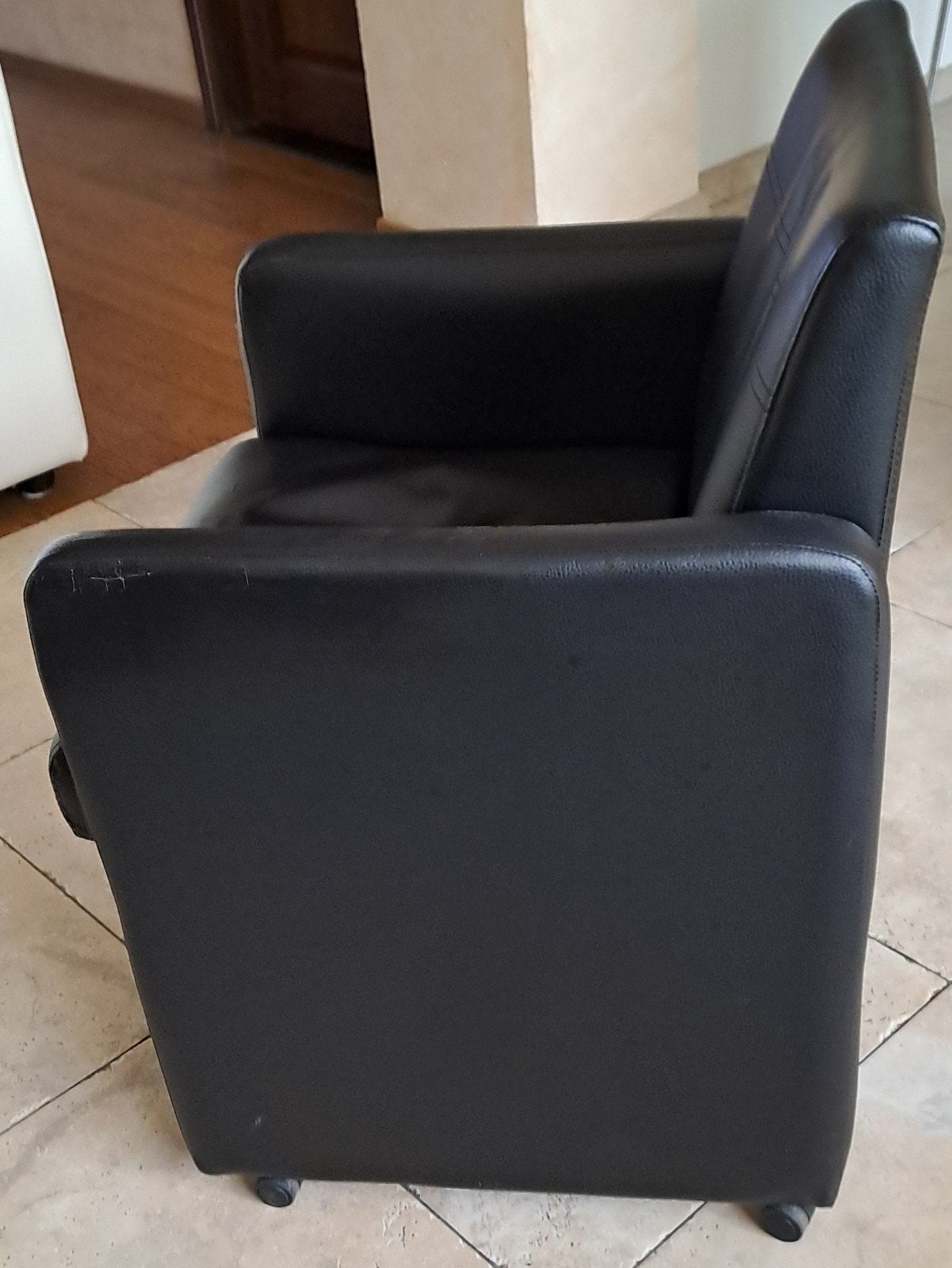 4 Fauteuils noir sur roulettes, Enlèvement