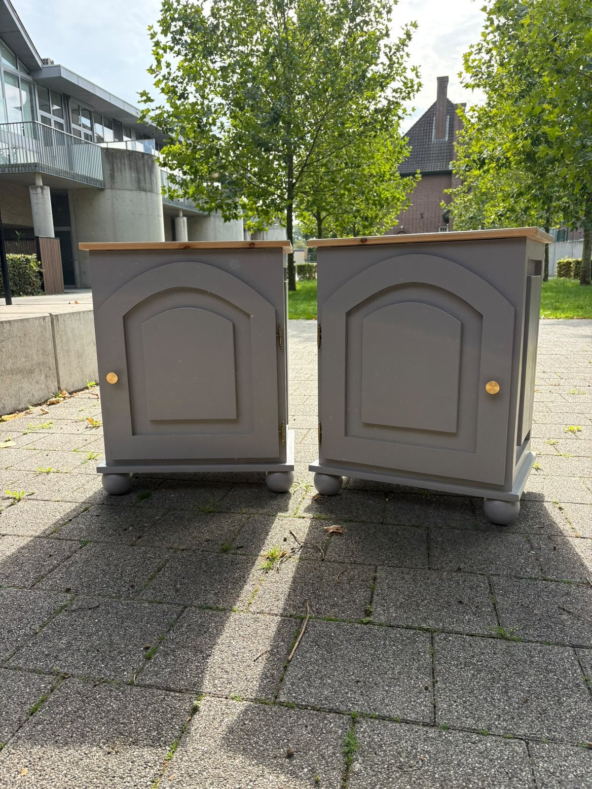 Set van 2 grenen nachtkastjes | grijs & naturel, Huis en Inrichting, Ophalen, Zo goed als nieuw
