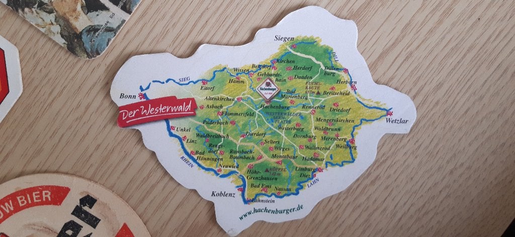 Hachenburger Pils bierviltje 2006 Westerwald regiokaart, Ophalen of Verzenden, Zo goed als nieuw, Viltje(s), Overige merken