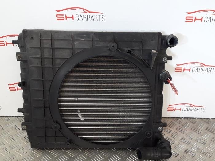 Radiateur van een Volkswagen Fox, Auto-onderdelen, Gebruikt, -, Volkswagen, -