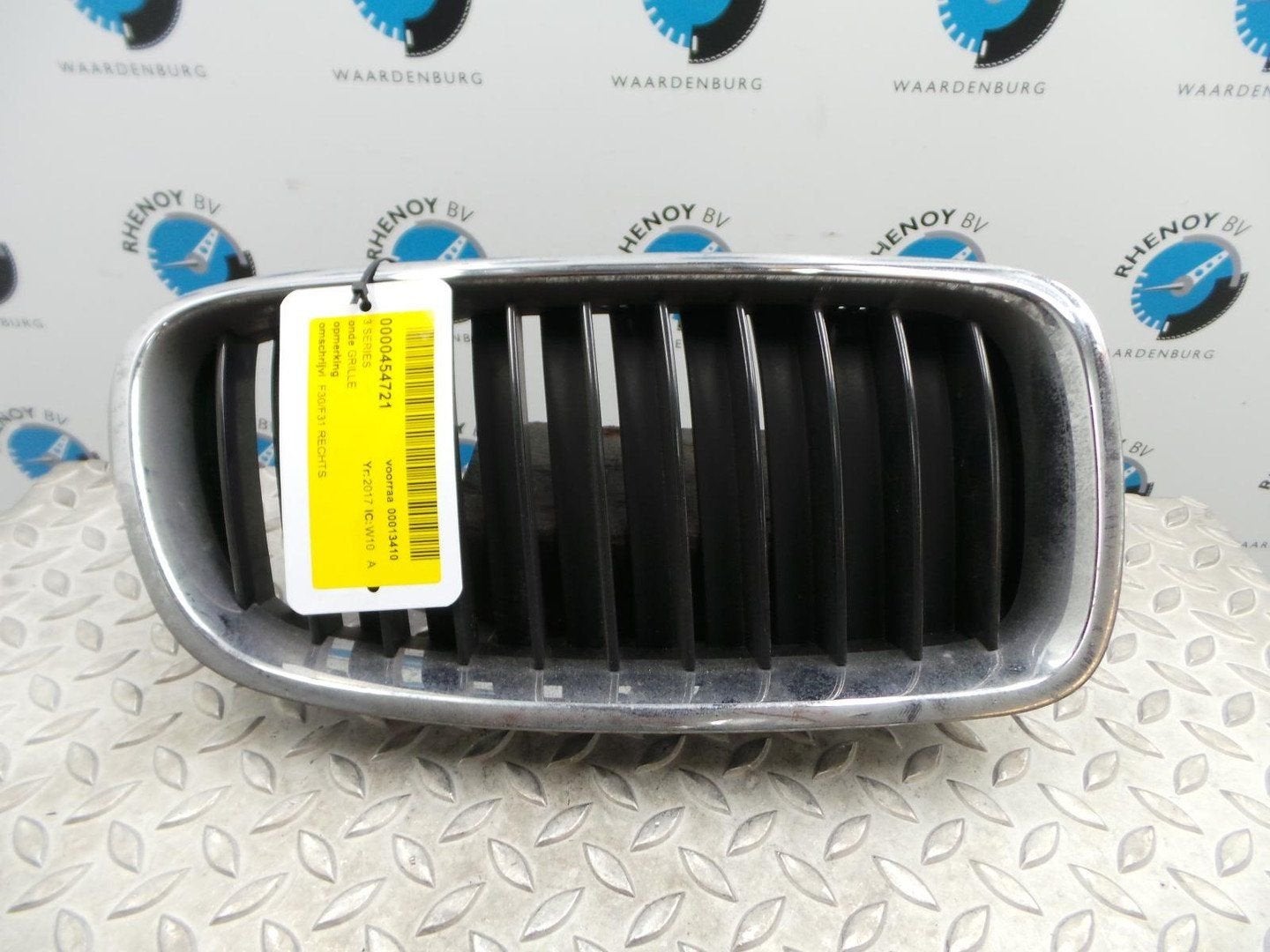 BMW 3 SERIES 320D EDE HIGH EXEC. GRILLE 2017, Ophalen of Verzenden, Gebruikt, ARN erkend