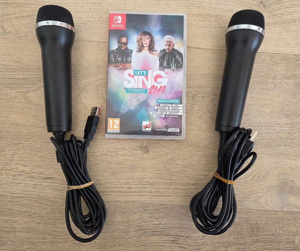 Let's Sing 2019 + 2 microphones pour Nintendo Switch jeux, Enlèvement ou Envoi, Comme neuf