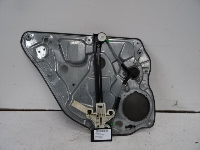RAAMMECHANIEK RECHTS ACHTER Volkswagen Polo IV (9N1 / 2/3), Gebruikt, Volkswagen