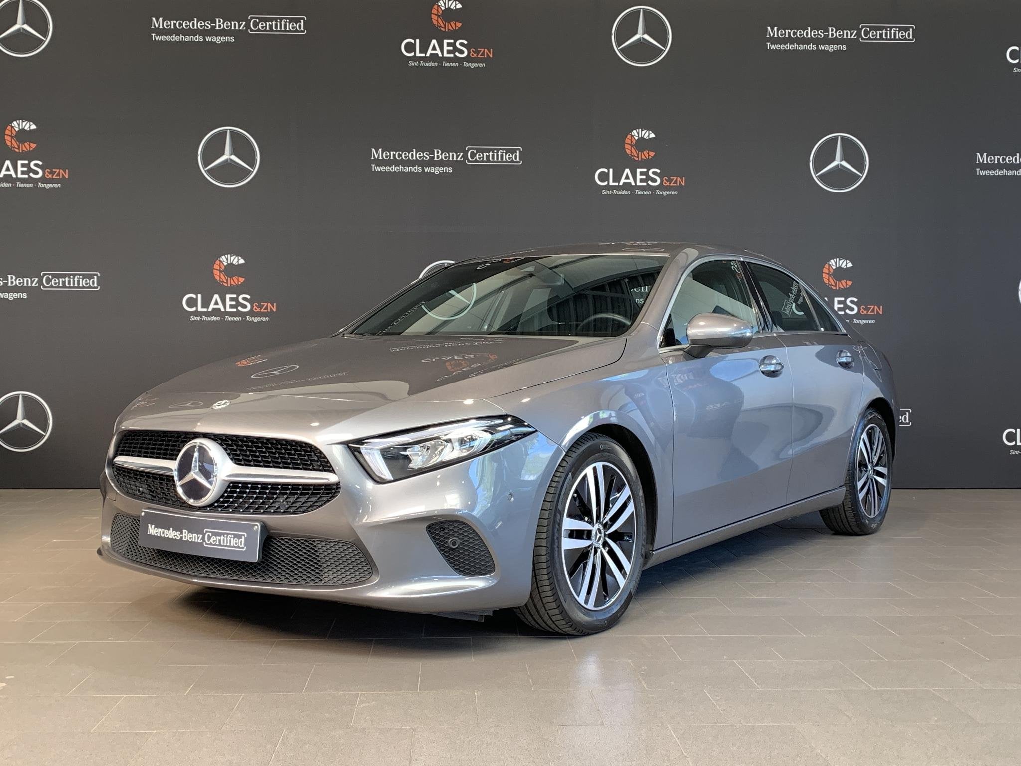 Mercedes-Benz A-klasse Berline 200d Progressive Line - DOS 8, Autos, Achat, Entreprise, Automatique, Tissu