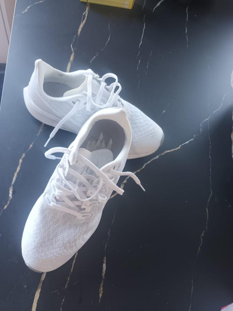 Loopschoenen Pegasus 36 NIEUW maat 38.5 , Sport en Fitness, Ophalen, Nieuw, Hardlopen, Hardloopschoenen
