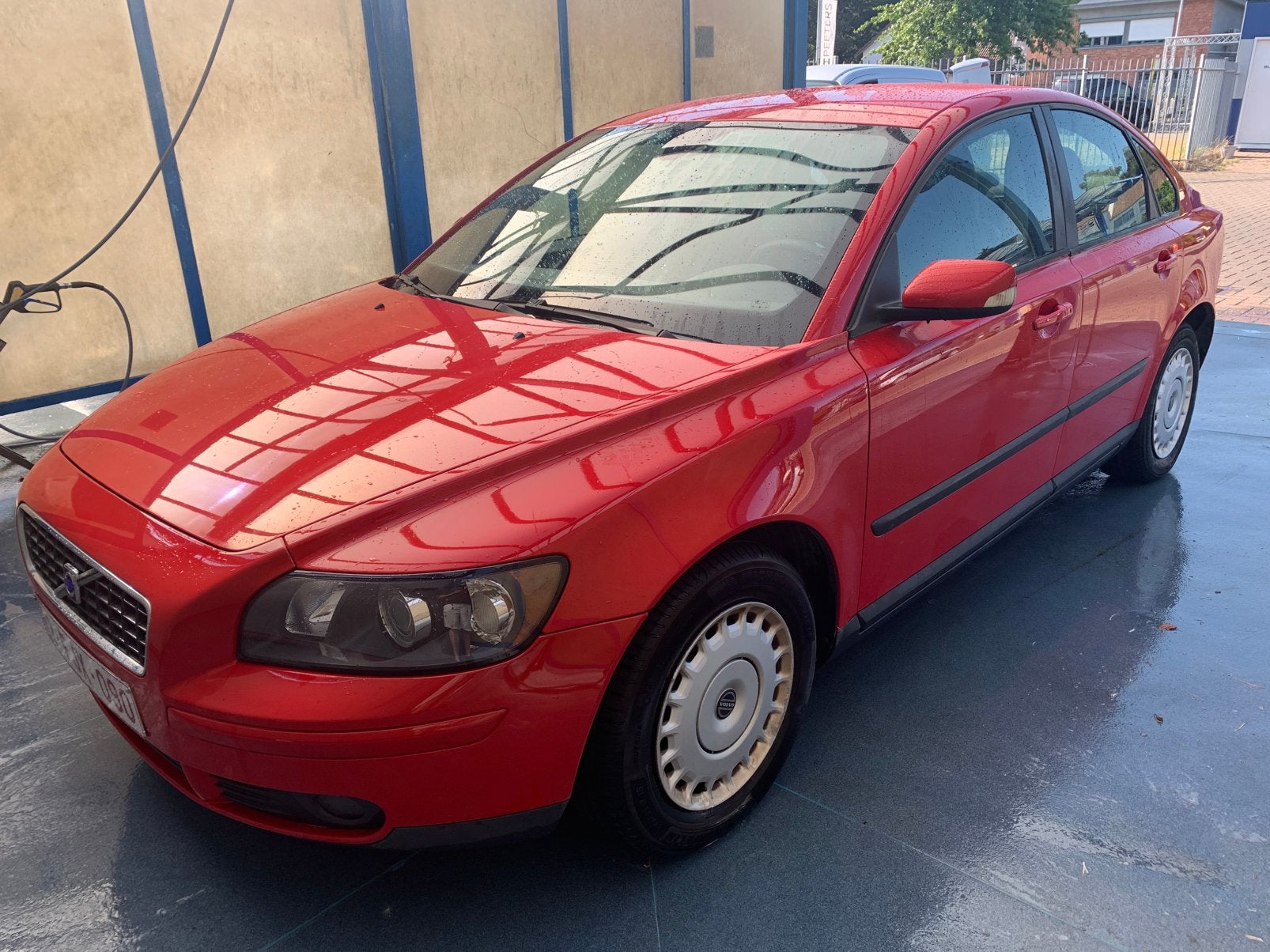 Volvo s40 1.8 Benzine met airco Direct beschikbaar, 4 deurs, Stof, S40, Handgeschakeld